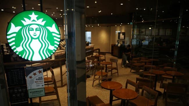 Starbucks Korea Kontroversi Tank Day