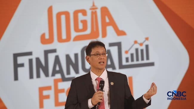 Menteri Keuangan Purbaya Yudhi Sadewa saat menyampaikan pemaparan dalam Jogja Financial Festival 2026